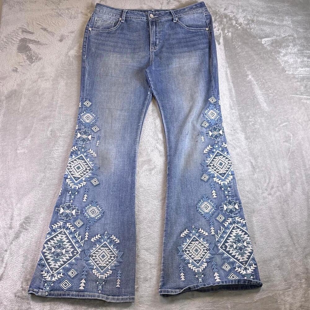 Grace in LA Women’s High Rise Embroidered Flare Jeans Size 32 Boho Western